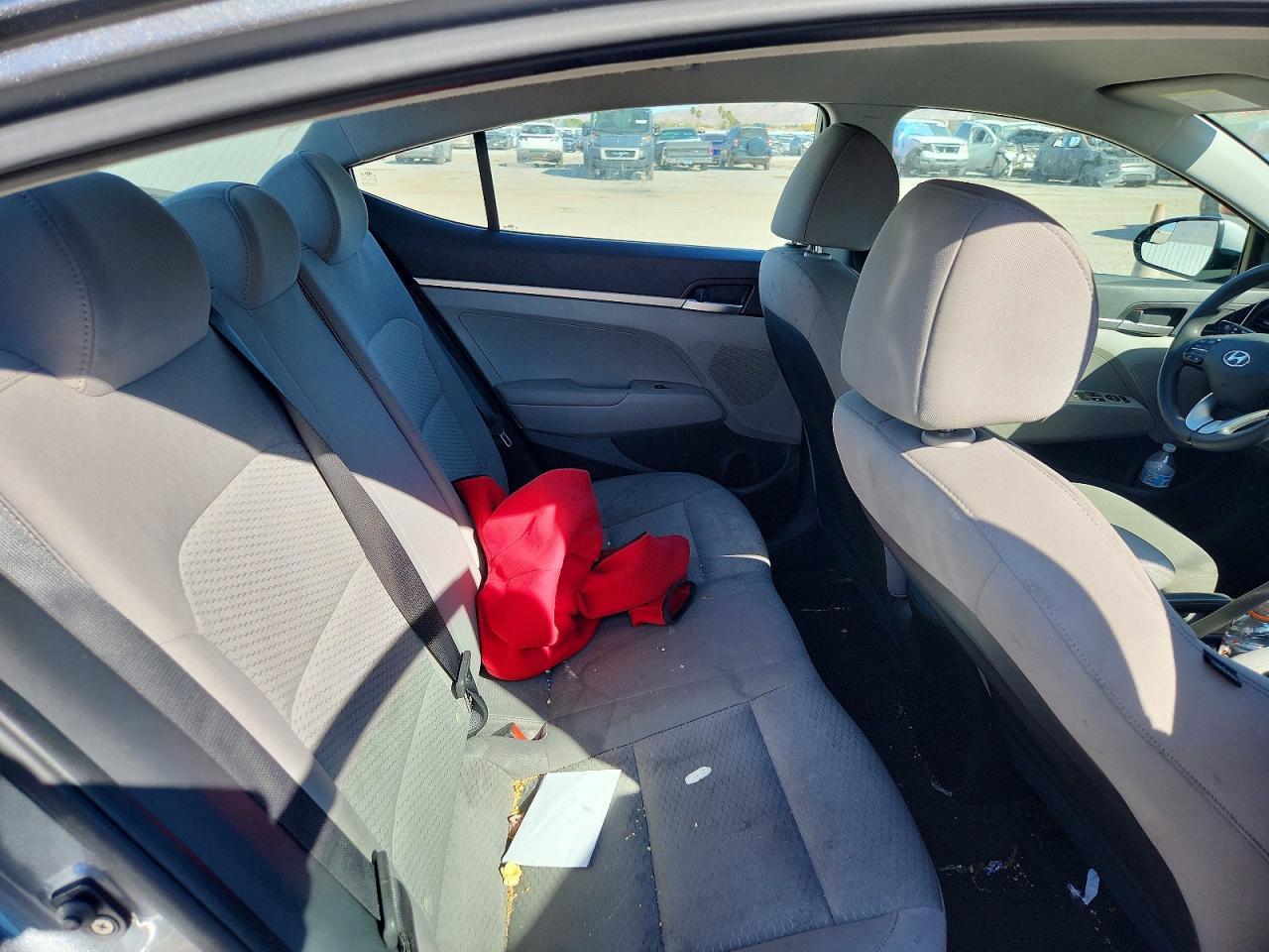 2019 Hyundai Elantra Se - zdjęcie 11