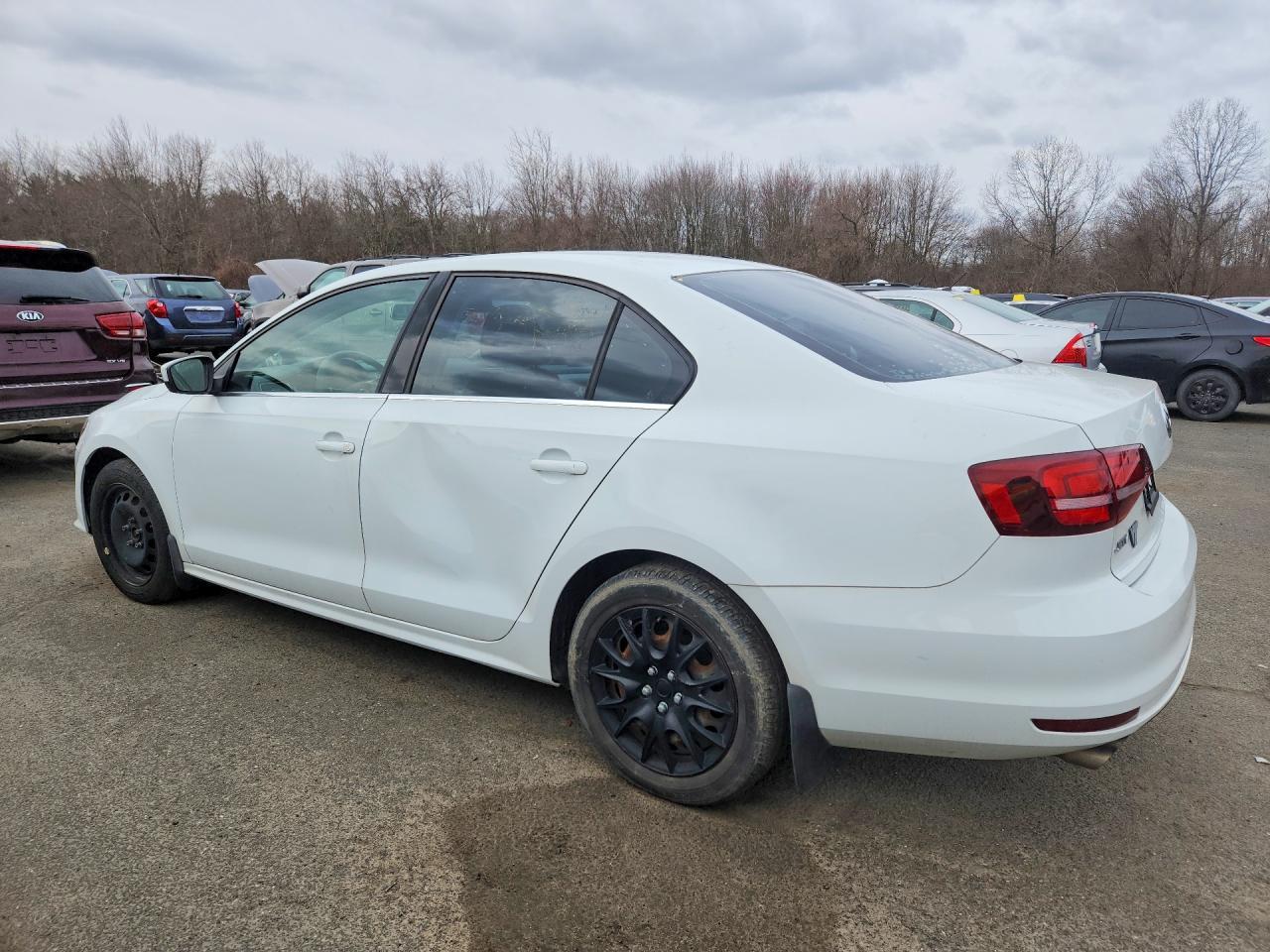 2017 Volkswagen Jetta S - zdjęcie 2