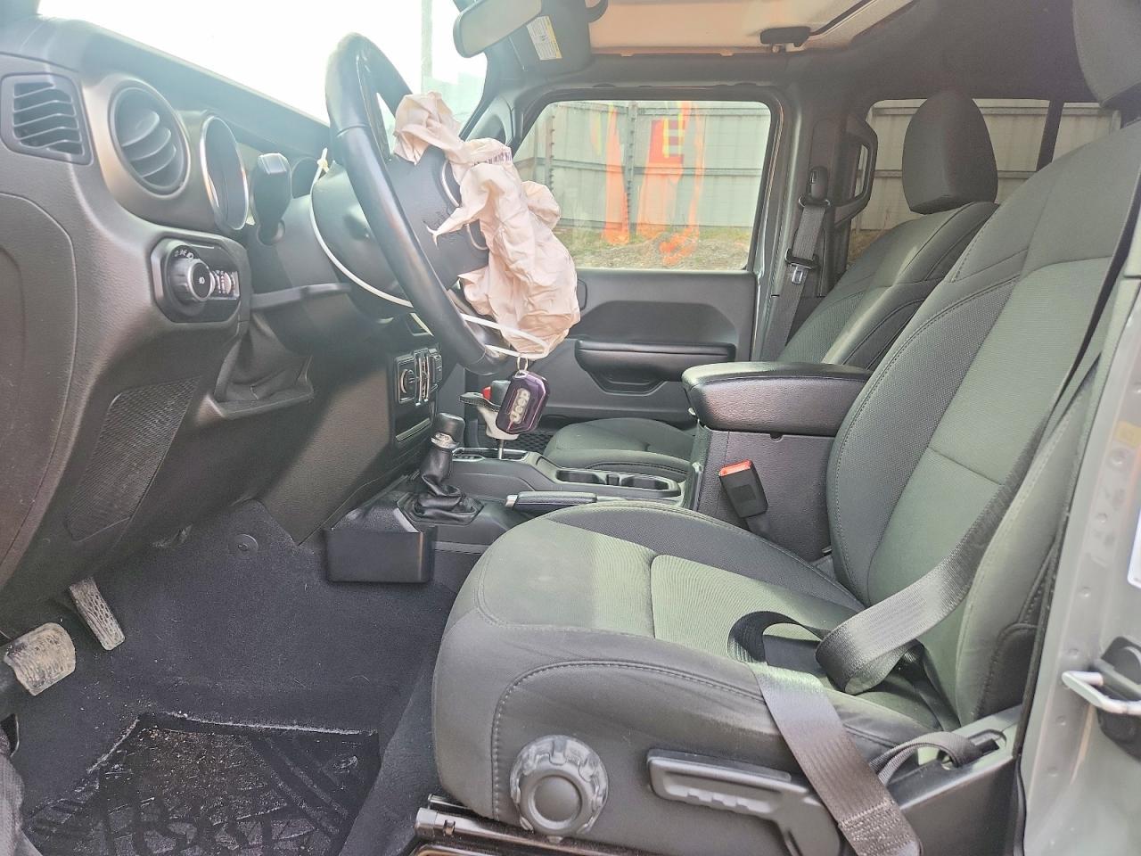 2019 Jeep Wrangler Unlimited Sport - zdjęcie 7