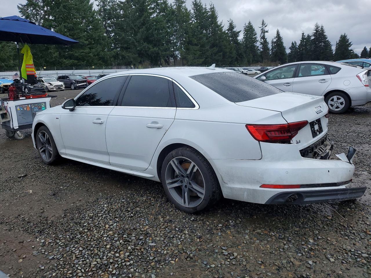 2017 Audi A4 Premium Plus - zdjęcie 2