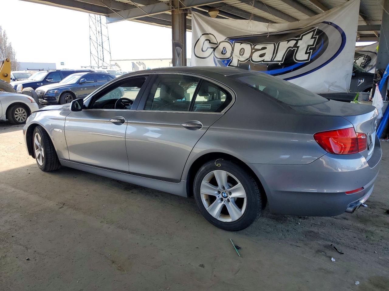 2013 BMW 528 Xi - zdjęcie 2