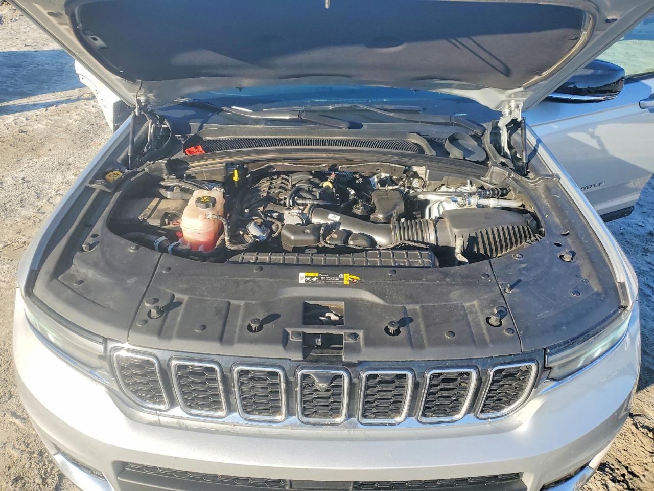 2021 Jeep Grand Cherokee L Limited - zdjęcie 12