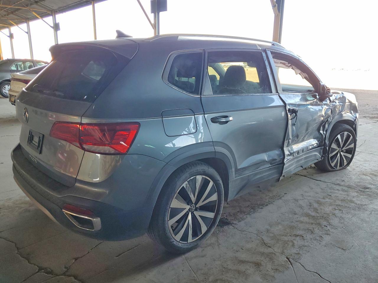 2023 Volkswagen Taos Se - zdjęcie 3