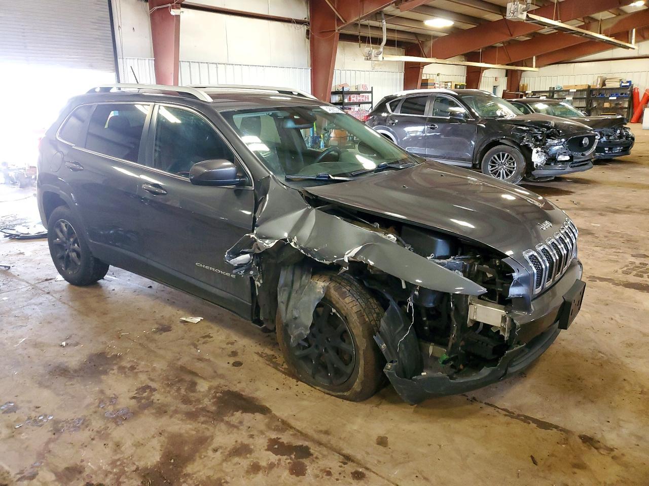 2015 Jeep Cherokee Latitude - zdjęcie 4