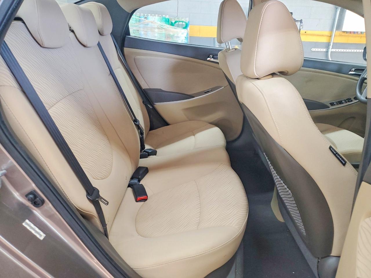 2014 Hyundai Accent Gls - zdjęcie 10