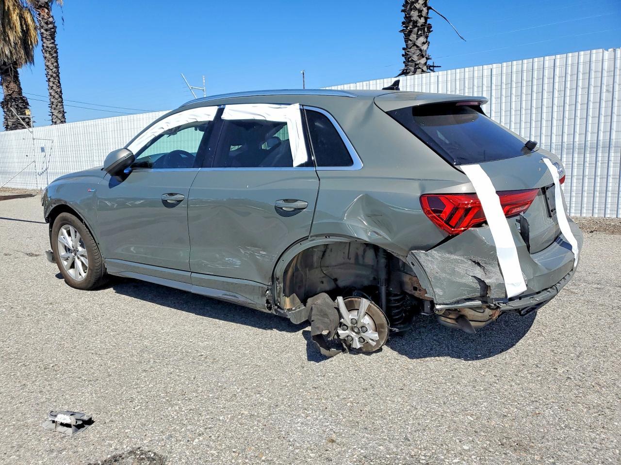 2024 Audi Q3 Premium S Line 45 - zdjęcie 2
