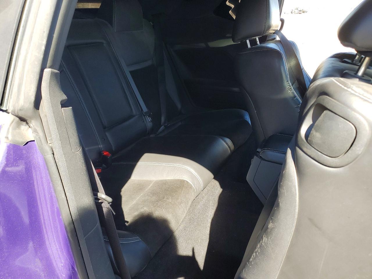 2014 Dodge Challenger R - zdjęcie 10