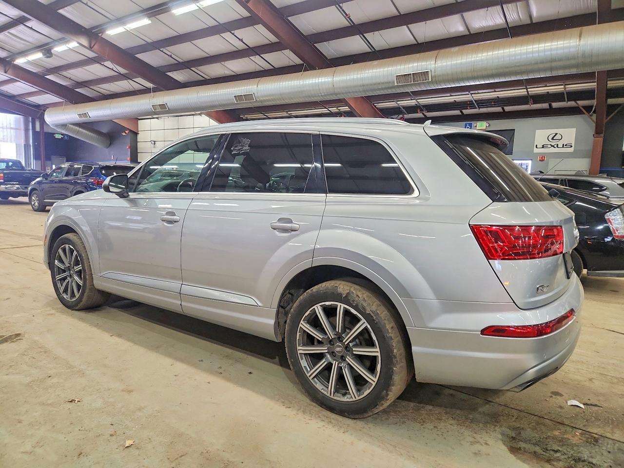2019 Audi Q7 Premium Plus - zdjęcie 2