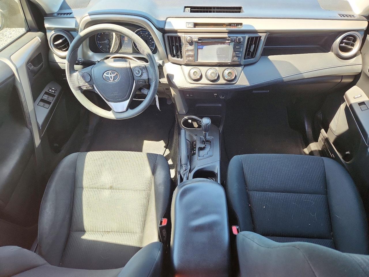 2018 Toyota Rav4 Le - zdjęcie 8