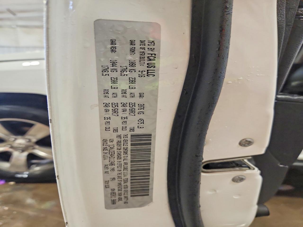 2017 Jeep Compass Latitude - zdjęcie 14