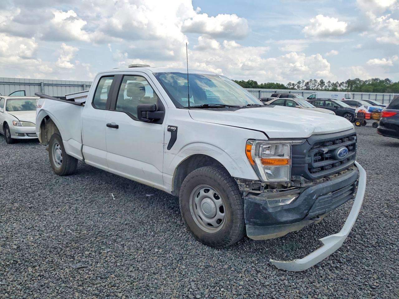 2022 Ford F150 Super Cab - zdjęcie 4