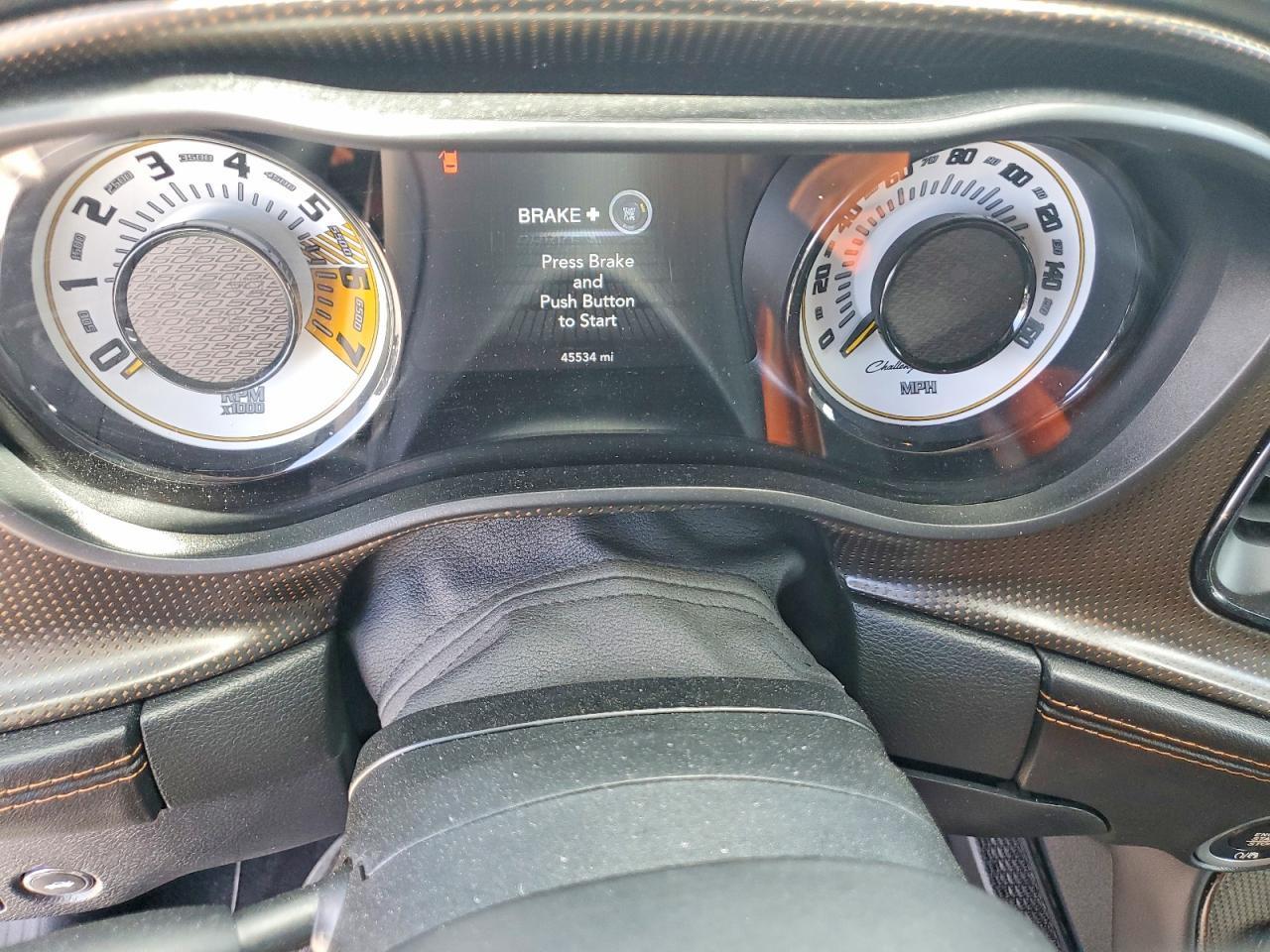 2020 Dodge Challenger R - zdjęcie 9