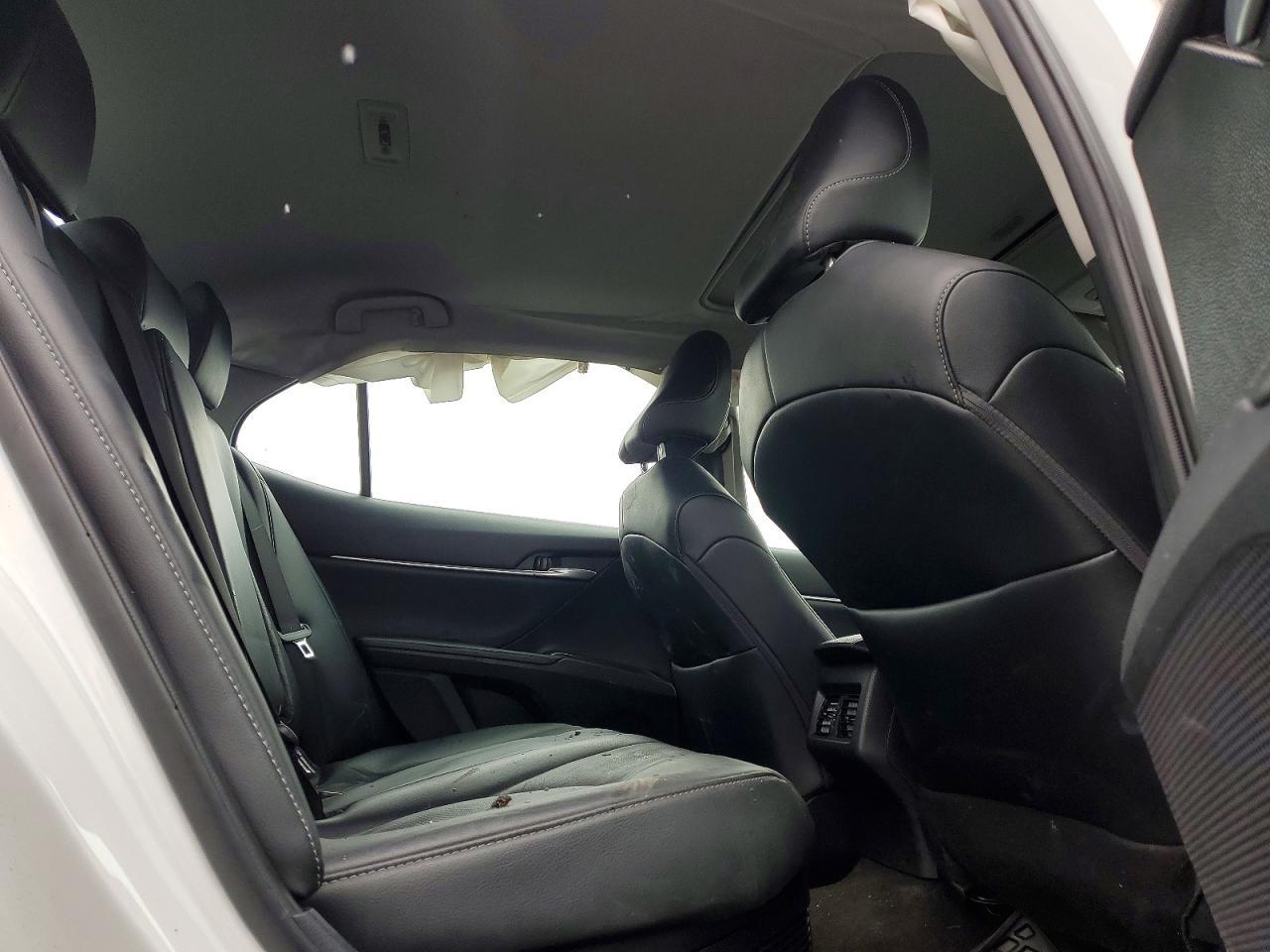 2024 Toyota Camry Hybrid Xse - zdjęcie 10