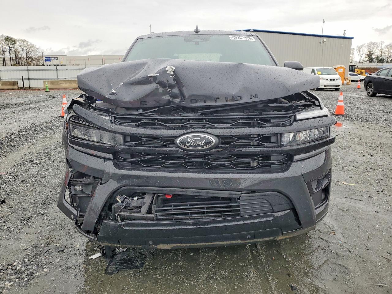 2023 Ford Expedition Limited - zdjęcie 5
