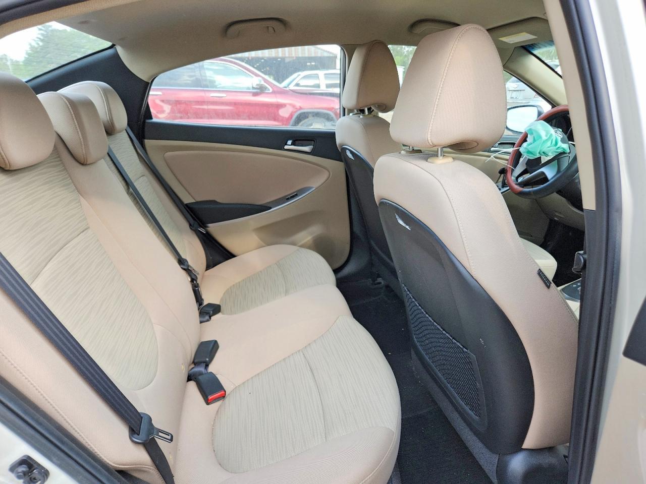 2016 Hyundai Accent Se - zdjęcie 10