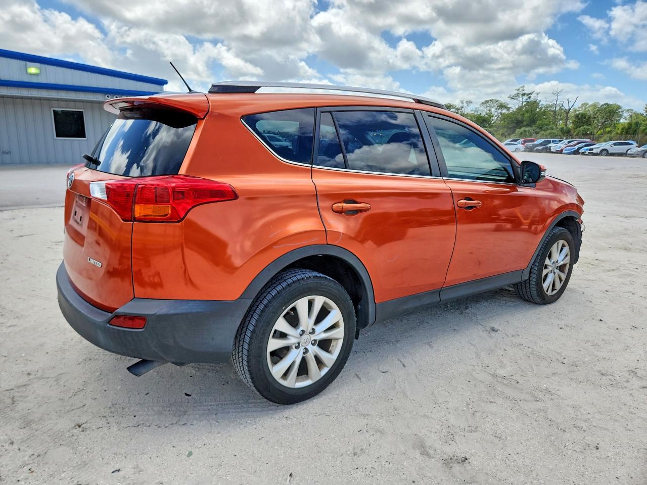 2015 Toyota Rav4 Limited - zdjęcie 3