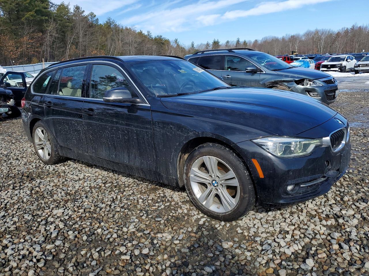 2019 BMW 330Xi - zdjęcie 4