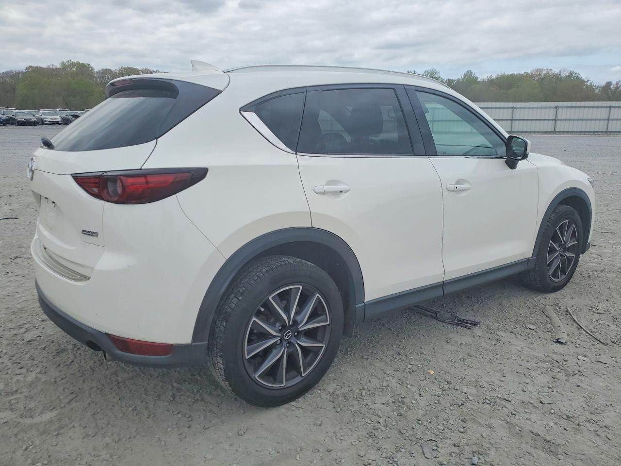 2018 Mazda Cx-5 Grand Touring - zdjęcie 3