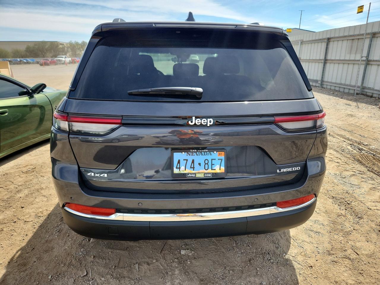 2025 Jeep Grand Cherokee Laredo - zdjęcie 6