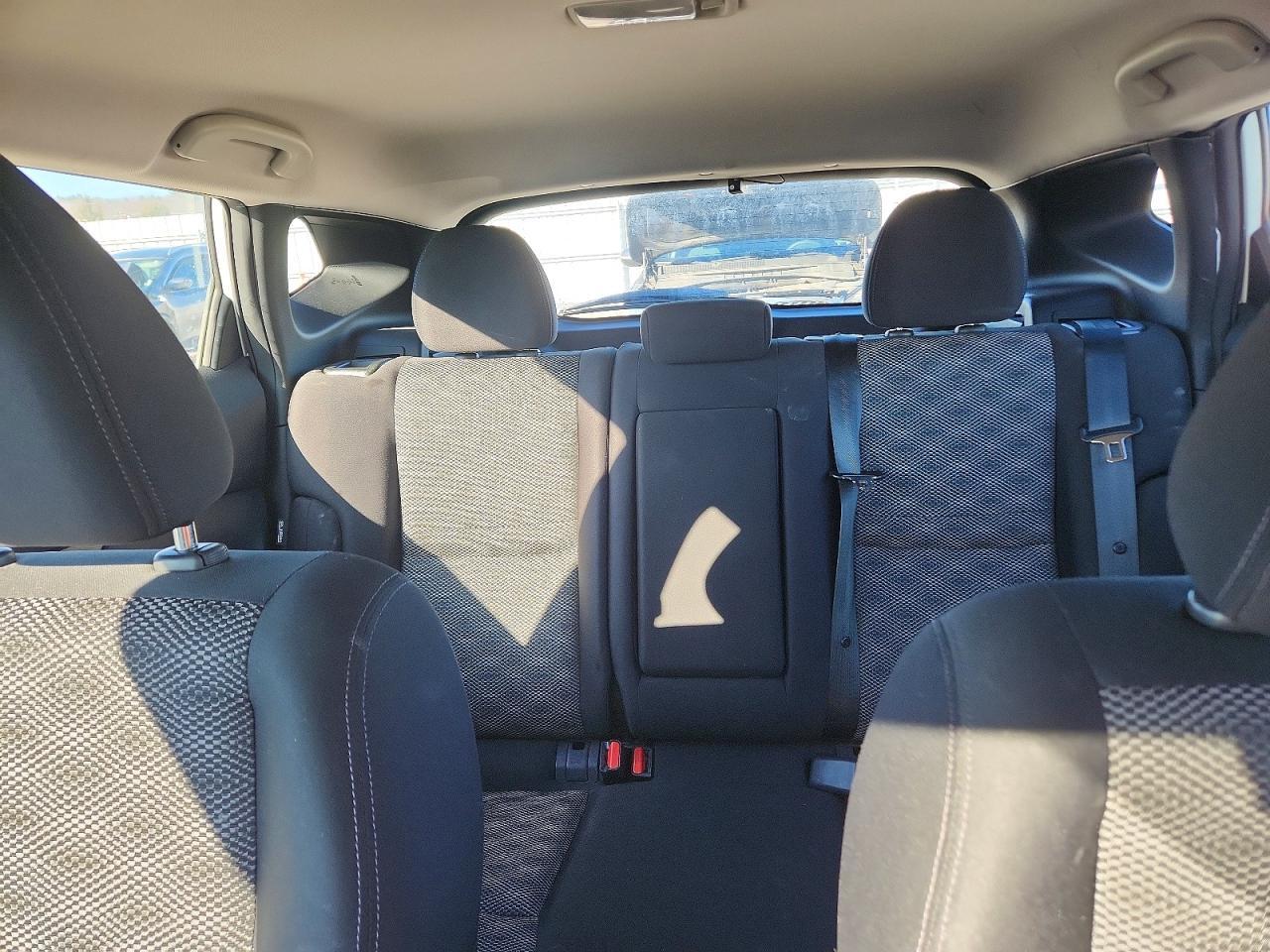 2021 Nissan Rogue Sport Sv - zdjęcie 10