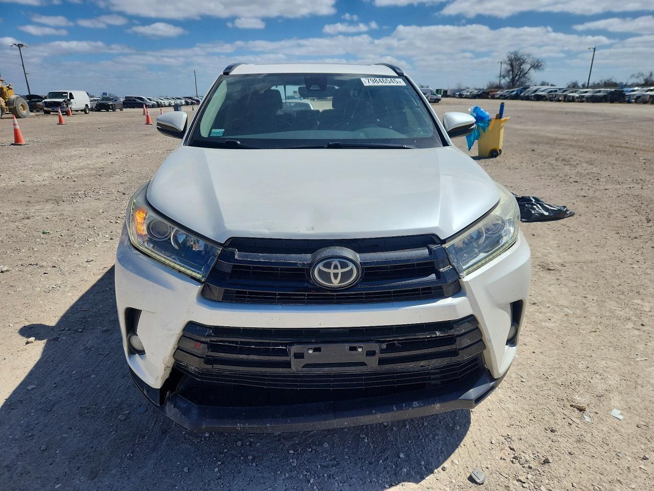 2017 Toyota Highlander Se - zdjęcie 5