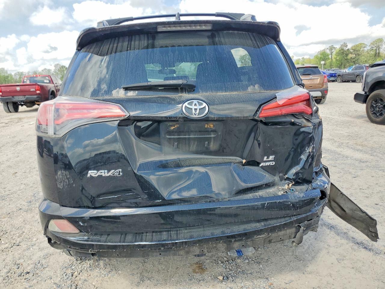 2016 Toyota Rav4 Le - zdjęcie 6