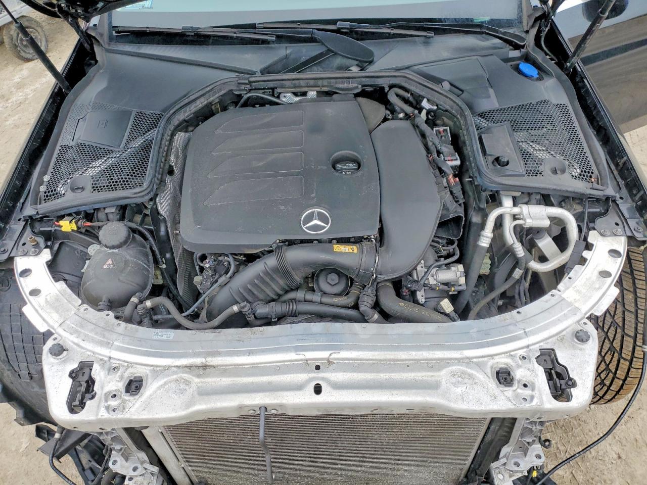 2020 Mercedes-Benz C 300 4Matic - zdjęcie 11