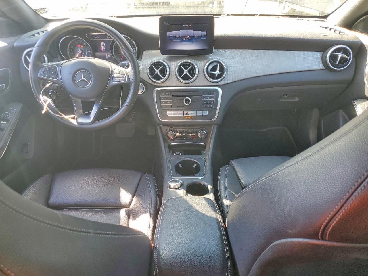 2018 Mercedes-Benz Cla 250 - zdjęcie 8