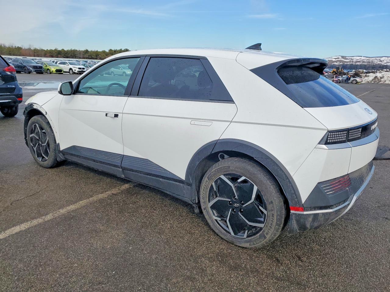 2022 Hyundai Ioniq 5 Se - zdjęcie 2