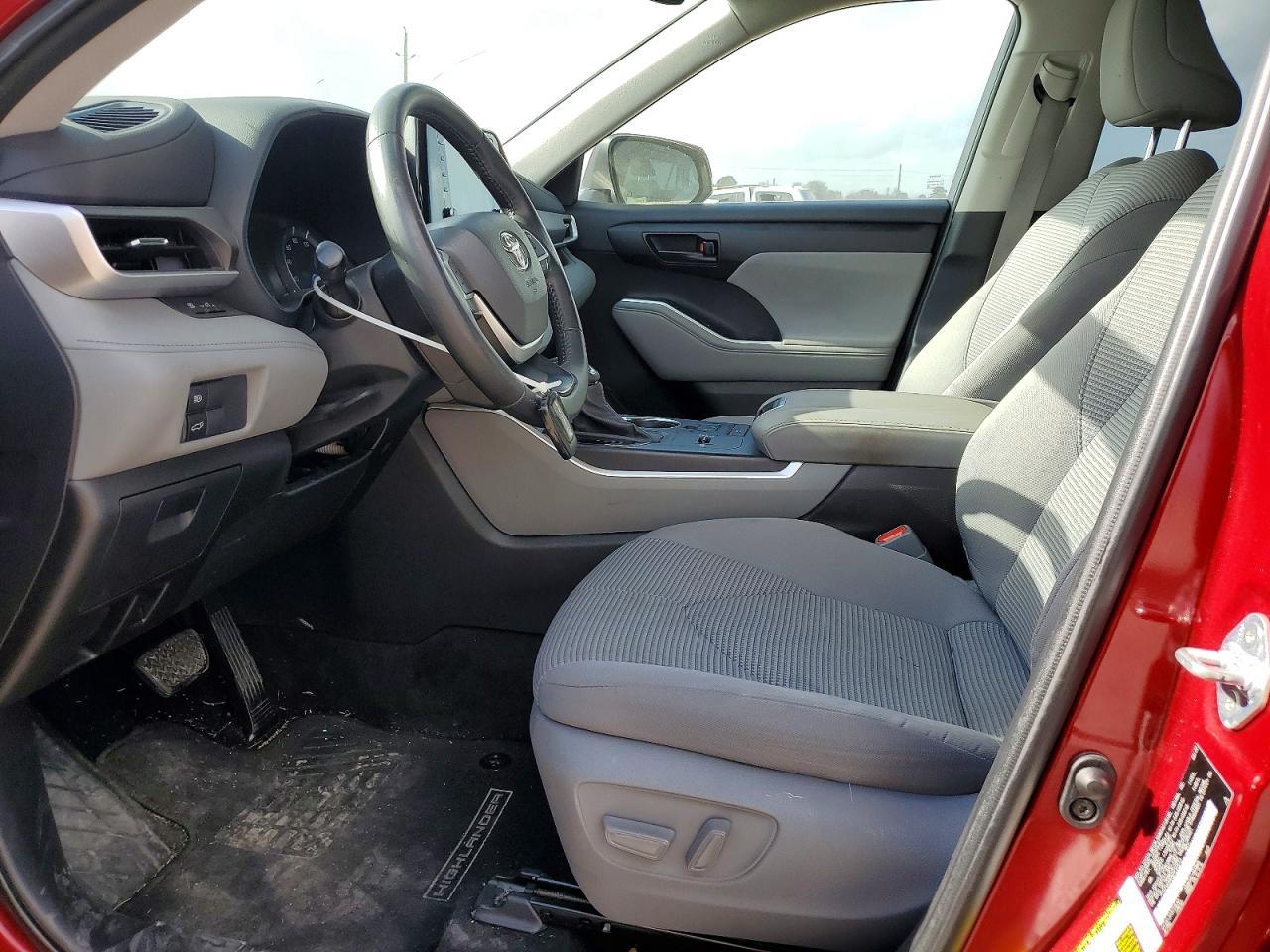 2022 Toyota Highlander Hybrid - zdjęcie 7