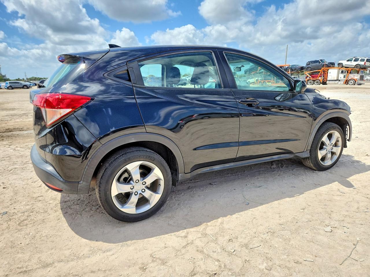 2021 Honda Hr-V Lx - zdjęcie 3
