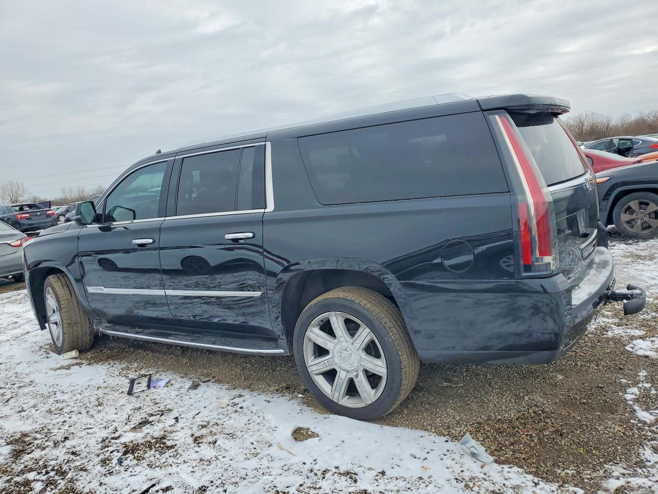 2018 Cadillac Escalade Esv Luxury - zdjęcie 2