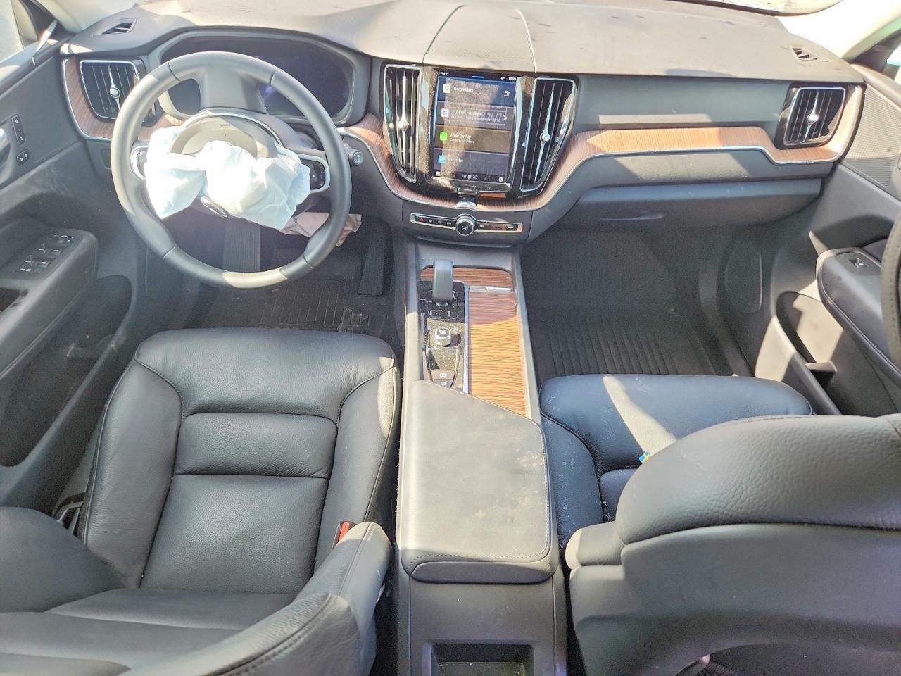 2023 Volvo Xc60 Plus - zdjęcie 8