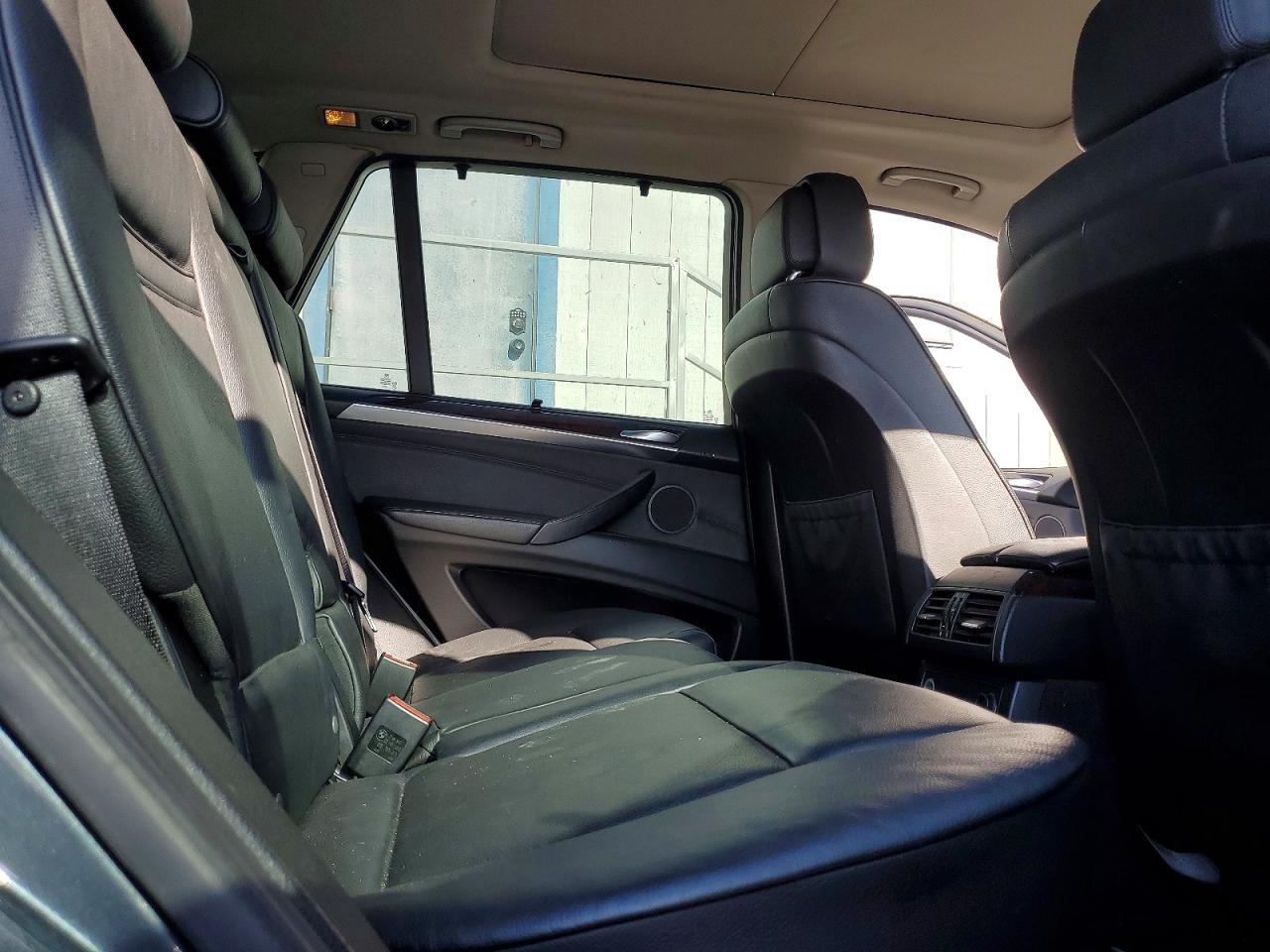 2013 BMW X5 xDrive35I - zdjęcie 11