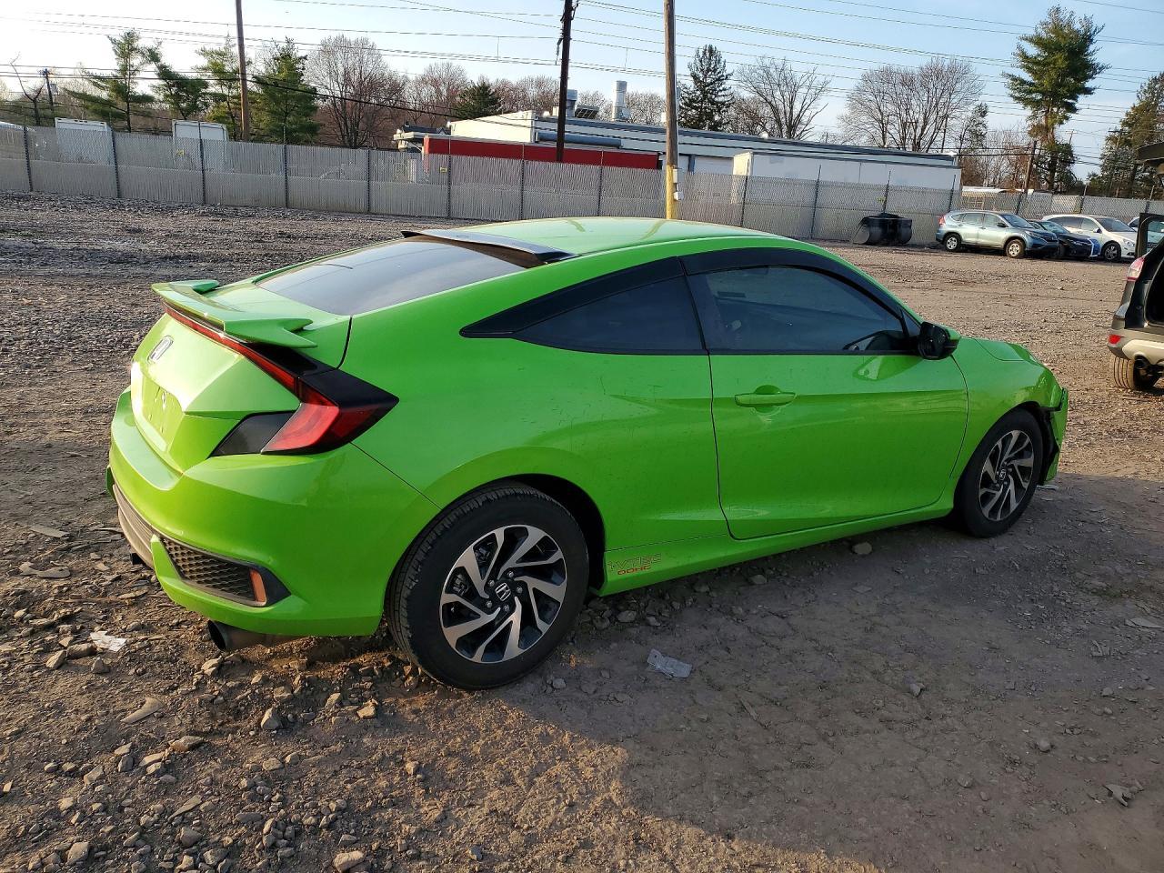 2017 Honda Civic Lx - zdjęcie 3
