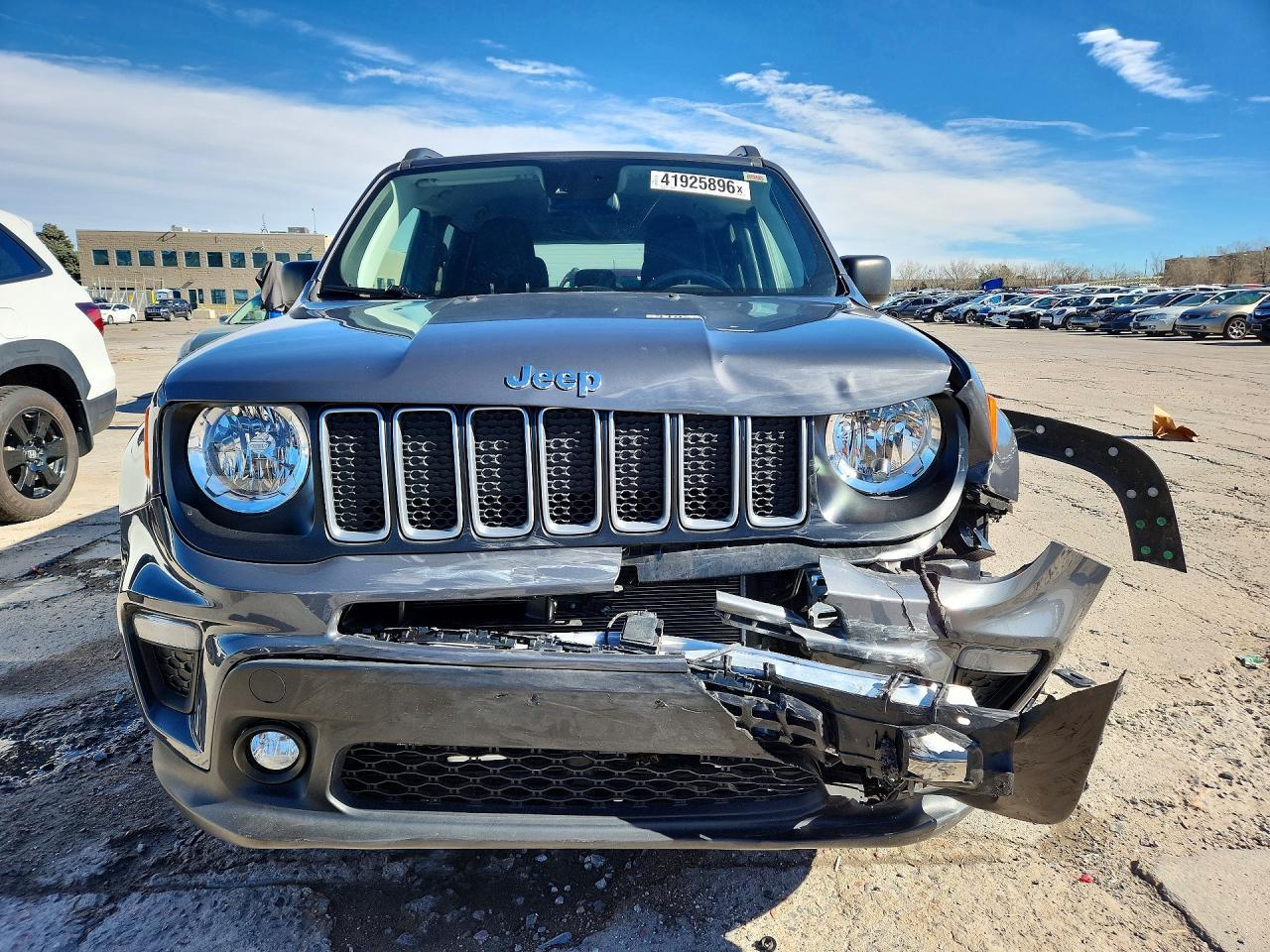 2023 Jeep Renegade Latitude - zdjęcie 5