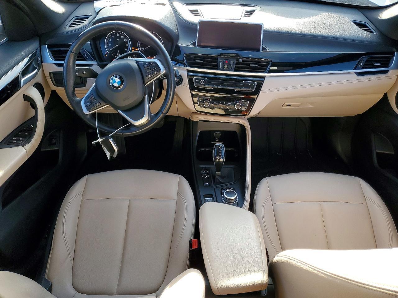 2021 BMW X1 xDrive28I - zdjęcie 8