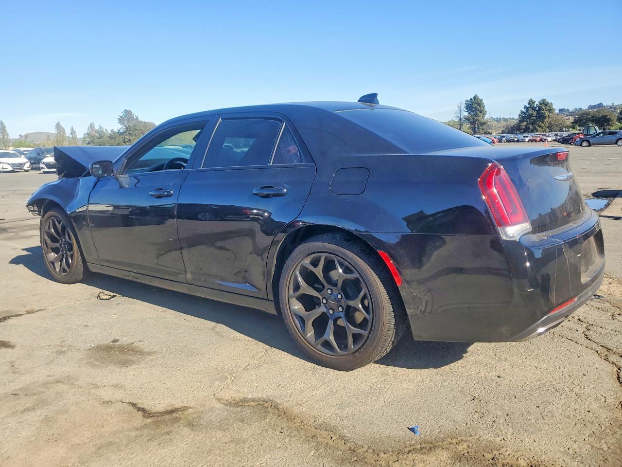 2020 Chrysler 300 S - zdjęcie 2