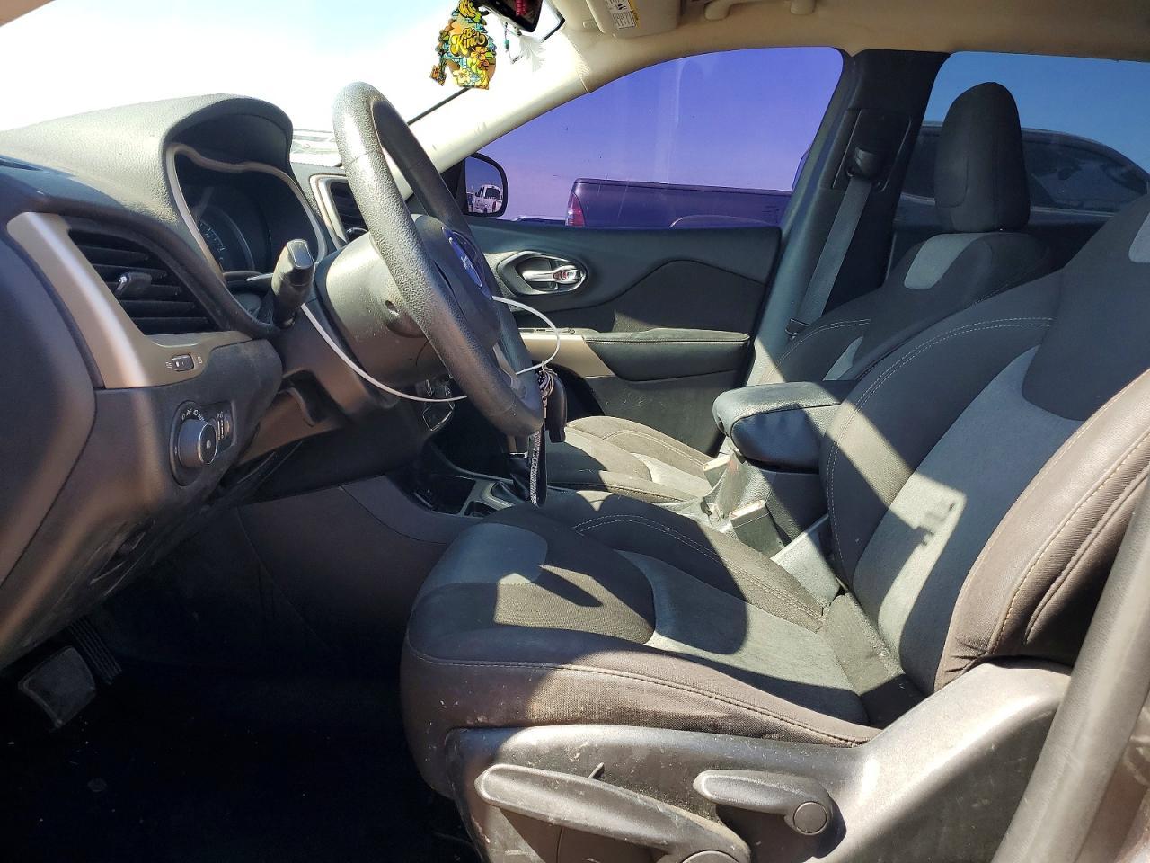2018 Jeep Cherokee Latitude - zdjęcie 7