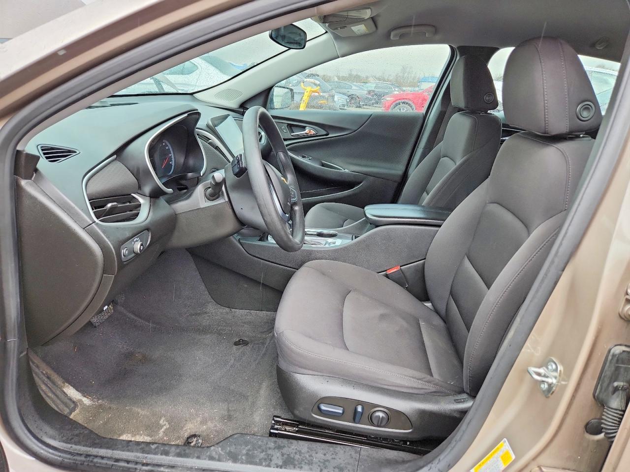 2023 Chevrolet Malibu Lt - zdjęcie 7