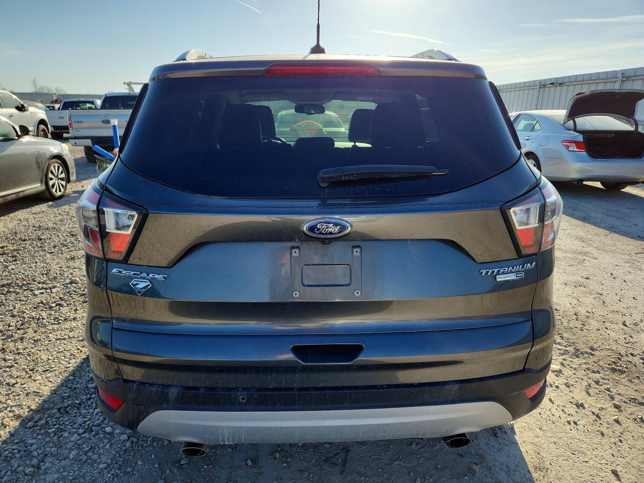 2017 Ford Escape Titanium - zdjęcie 6