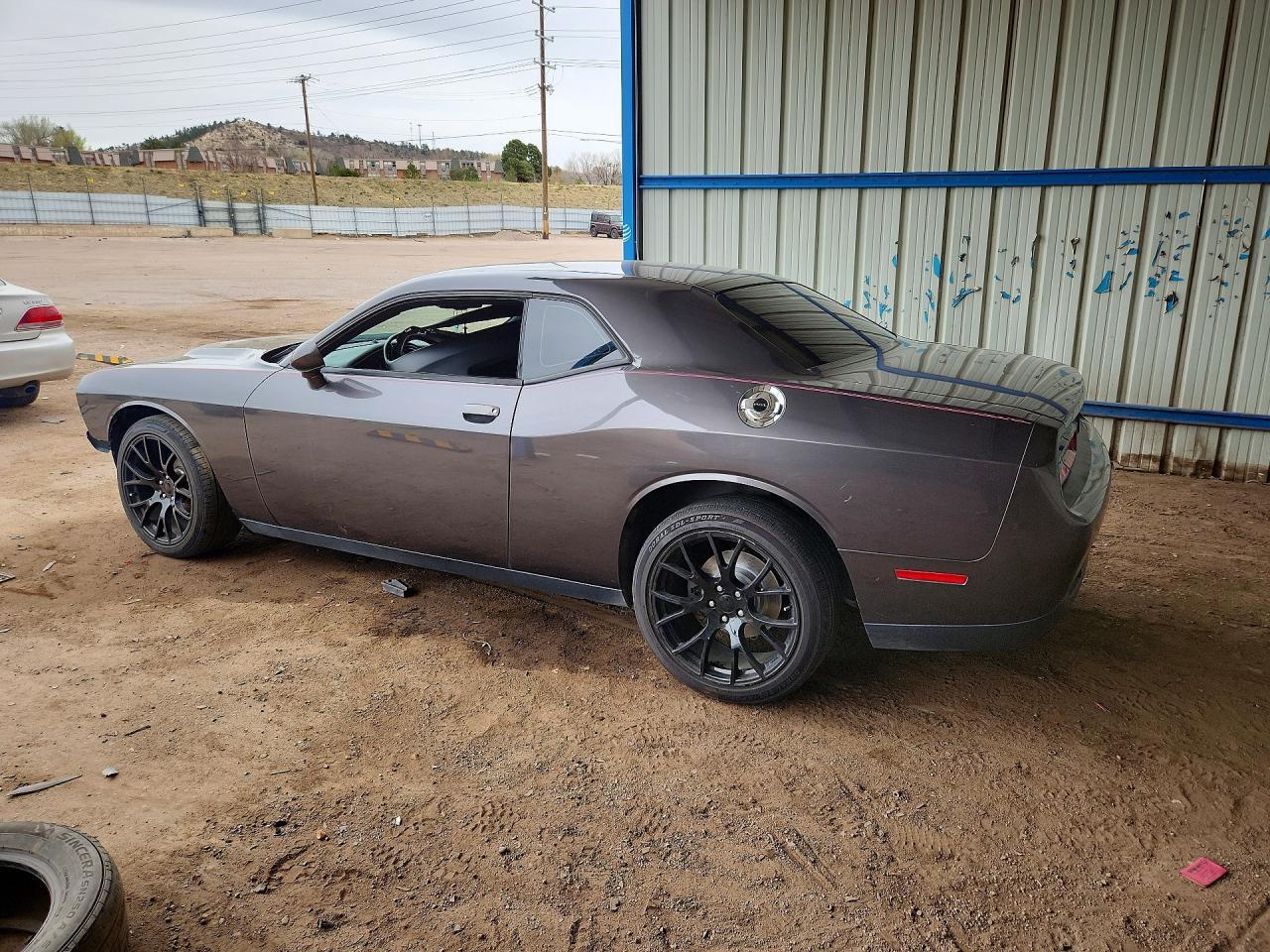 2016 Dodge Challenger Sxt - zdjęcie 2