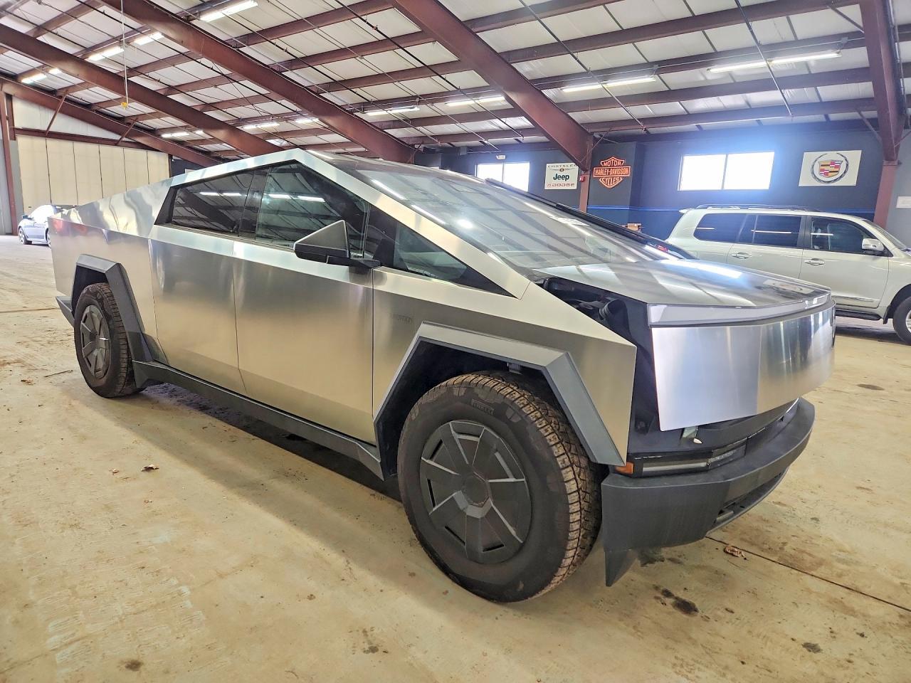 2024 Tesla Cybertruck - zdjęcie 4