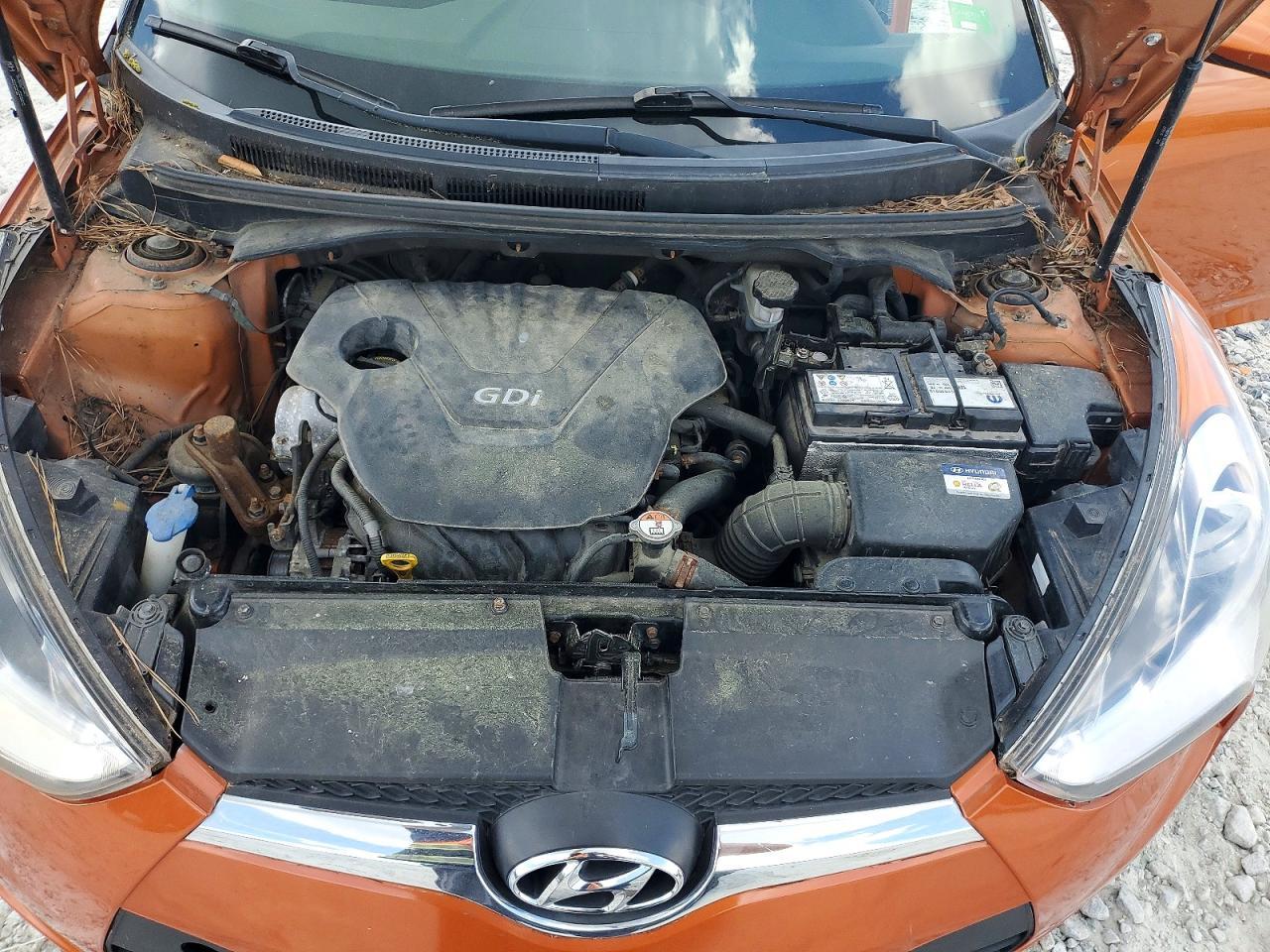 2016 Hyundai Veloster Base - zdjęcie 11