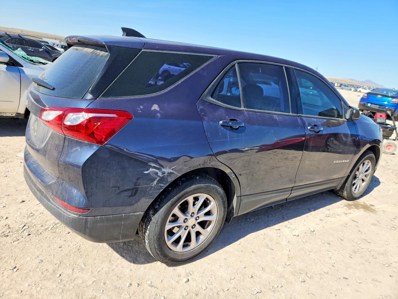 2019 Chevrolet Equinox Ls - zdjęcie 3