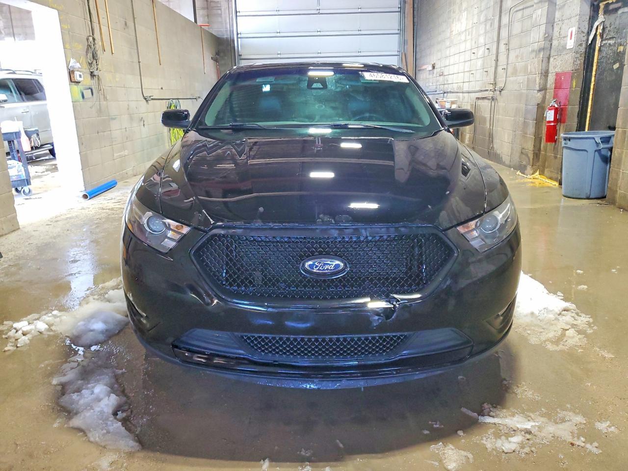 2018 Ford Taurus Sho - zdjęcie 5