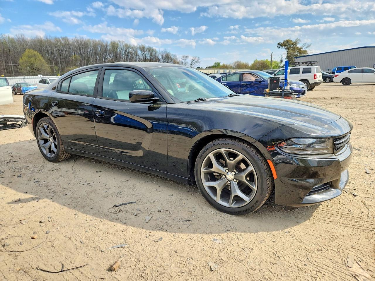 2015 Dodge Charger Sxt - zdjęcie 4