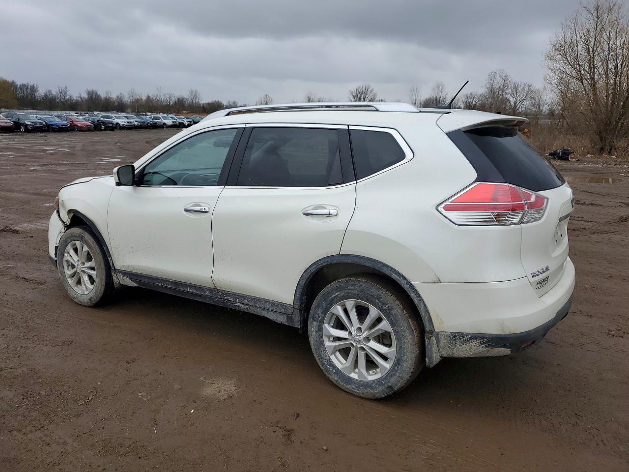 2015 Nissan Rogue Sv - zdjęcie 2