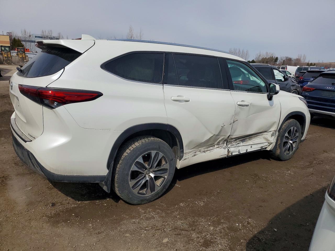 2020 Toyota Highlander Xle - zdjęcie 3