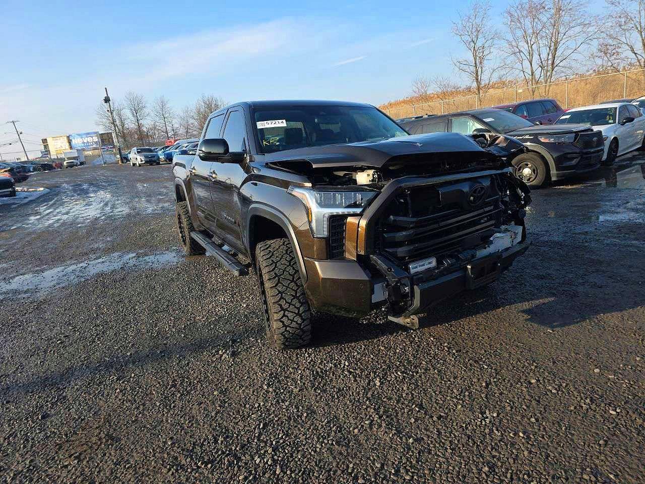 2024 Toyota Tundra Crewmax Limited - zdjęcie 5